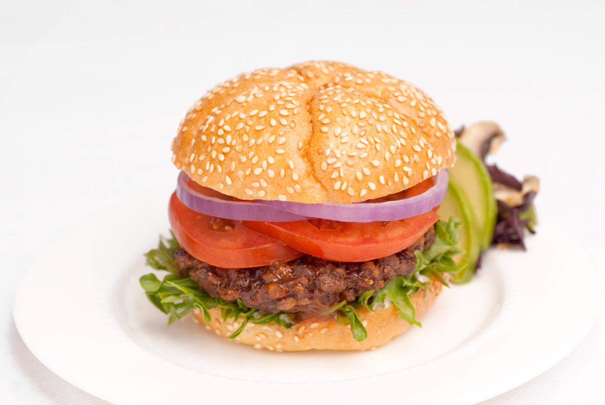 kwikbytes2017's tweet photo. Drive away the Monday blues at #KWIKBYTES over delectable burgers....
#hyderabad #foodiesinhyderabad #burgers https://t.co/j6li7EePc8