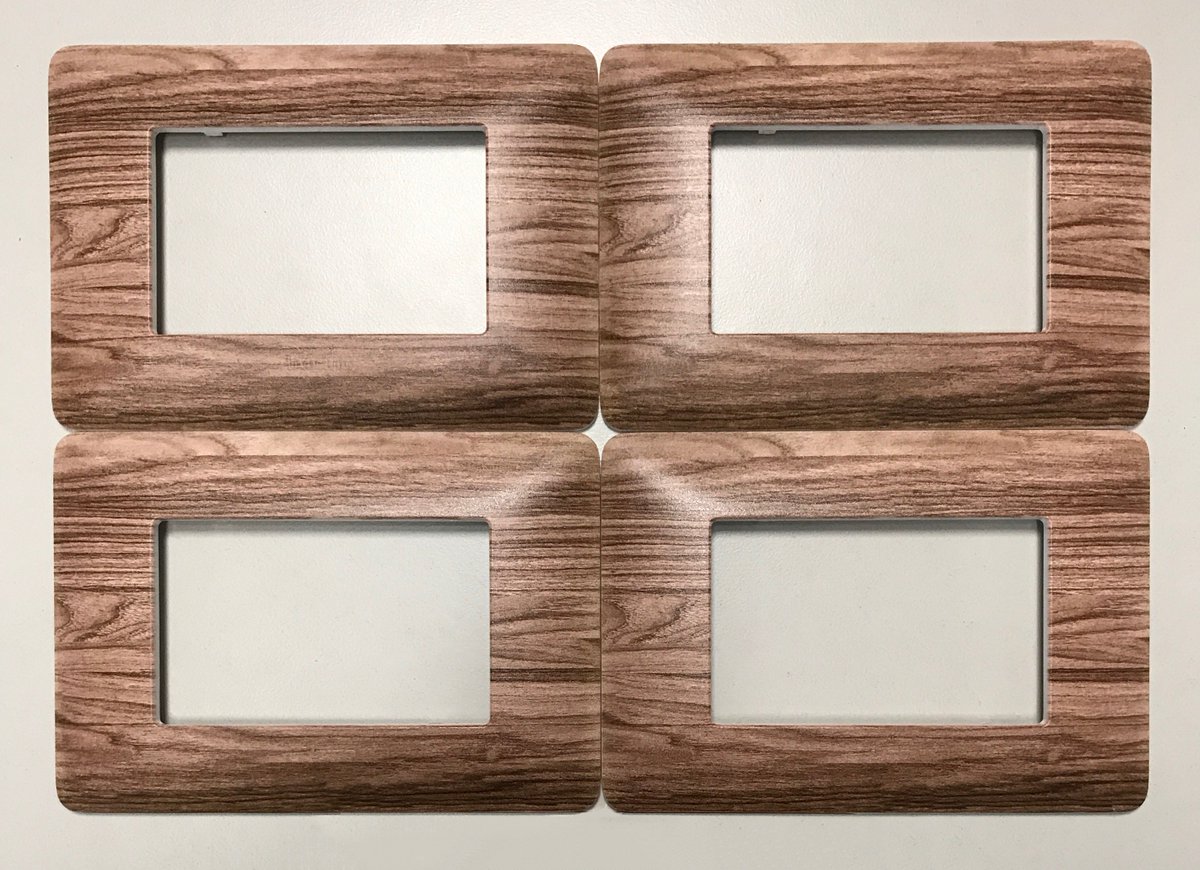 FunghoPlacche's tweet photo. Effetto Legno 07 - Rovere
https://t.co/Xwso3XVfNn
#fungho #funghoplacche #placcheinterruttori #effettolegno #placchepersonalizzate https://t.co/fXNXjdLVS6