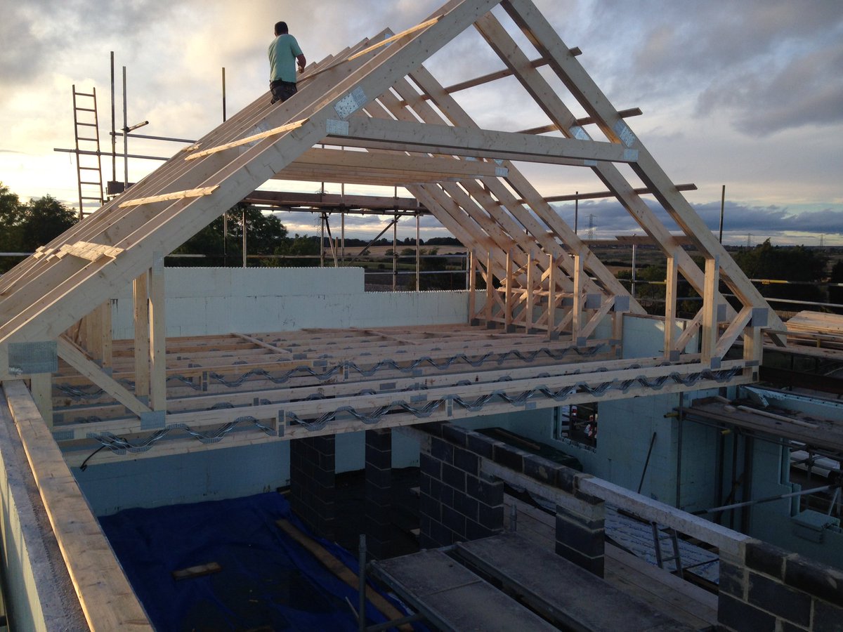 Unknown territory for most #builders, #rooftruss costs can escalate fast without the right support. But we can help ow.ly/WaF930eOy8H