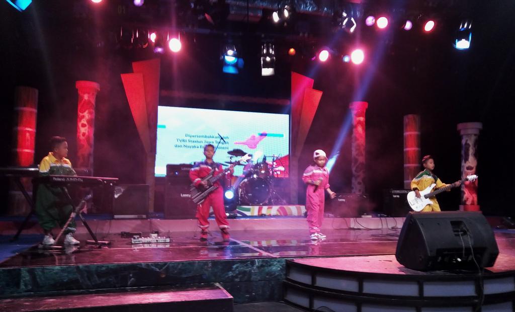 Estudiante Band tweet media