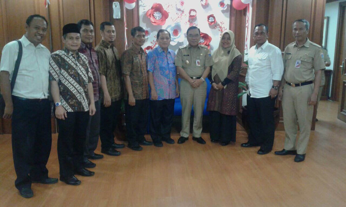 Silaturahim BPH DPD PKS Jakarta Utara dengan Pemkot Walikota Jakarta Utara. jakut.pks.id/2017/09/silatu…