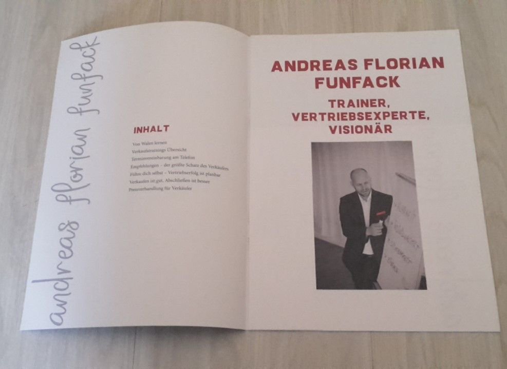 blubbb_Wien's tweet photo. #project: #folder for #speaker & #coach #florianfunfack https://t.co/9Dl2I9oKPT https://t.co/cbwkdZnn6k
#blubbb #vonwalenlernen https://t.co/VufYHorYtF