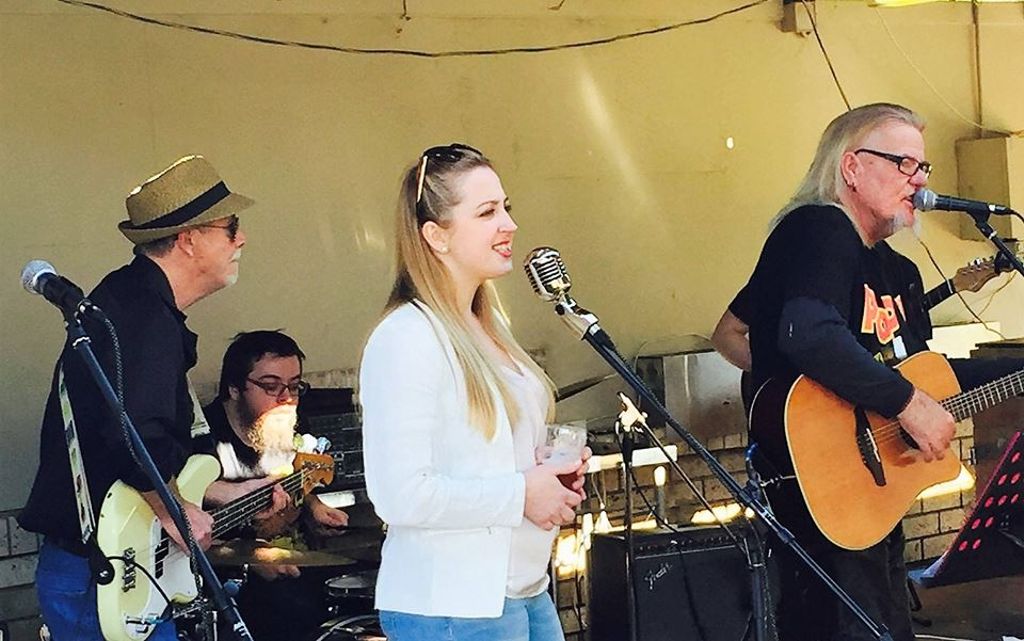 The BLTs will be performing at 11:40 on the main stage!

Facebook <a href="/uptownfestival/">UPtown Festival</a> facebook.com/uptownfestival/
Our event: facebook.com/events/2854507…