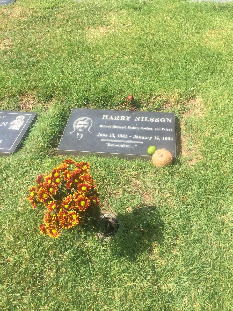 Paid a visit to my favorite musician of all time today. He &amp; my dad were a lot alike &amp; maybe that's why I absolutely love #HarryNilsson