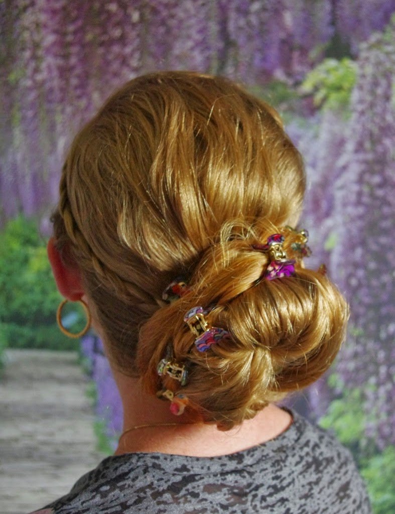 DFrisur's tweet photo. (Glänzende #Seite Bun &amp; Lace #Braids~ ...) has been published on  - https://t.co/e76RL3A6p4 - 
#Glänzend #Haarschnitte - #FrauenFrisuren https://t.co/h9lx17D3G5