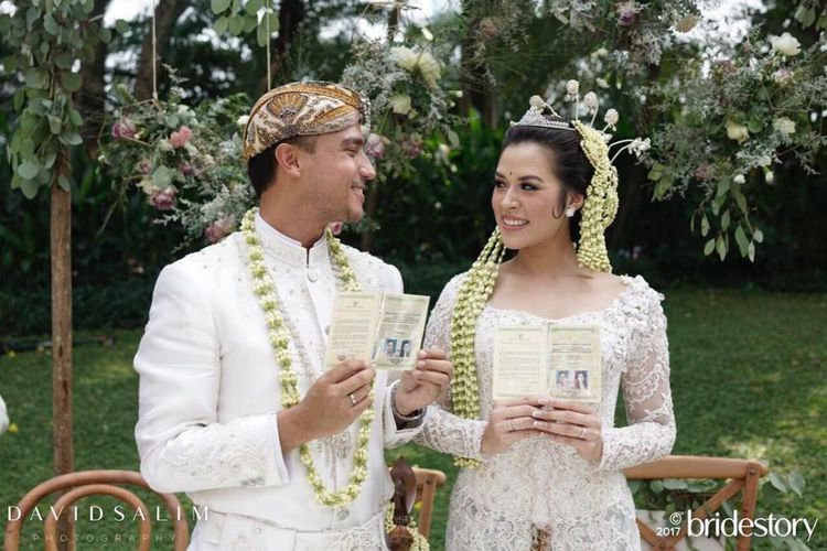 #DearRaisa apalah arti aku menunggu bila teteh tak single lagi 💕
