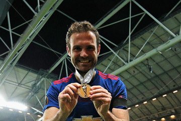 ManUtd_OT68's tweet photo. @juanmata8 Day23.  @juanmata8 ❤️ https://t.co/Od09Ojr8q4