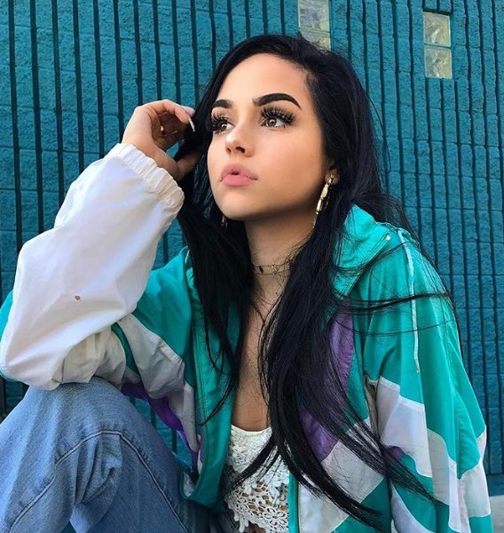 • Kaelie Whitewillow
• Shadowhunters
• The Mortal Instruments
• faerie
• ships w/ Jace or chem
• RT? ✨ #voyänce