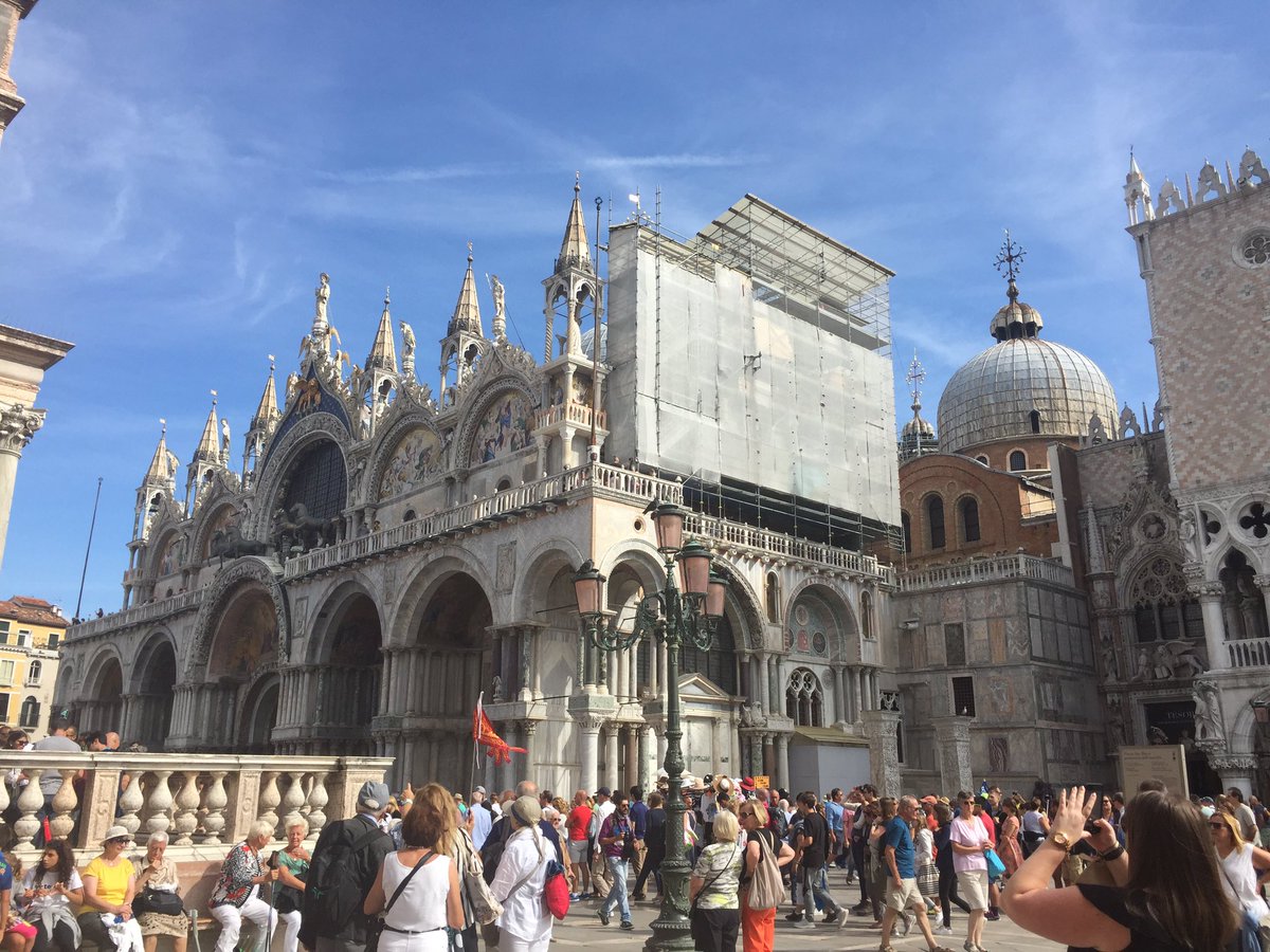 Lynette_Smith18's tweet photo. MPI's Experiential Event Series -walking tour of Venice in San Marcos tour. #mpiexp https://t.co/EpBkP3qqqI