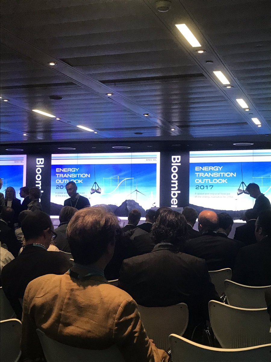 DNV_Group's tweet image. Today we launch the #ETO17, where we predict from 2025 humanity will begin to permanently reduce its global energy supply.