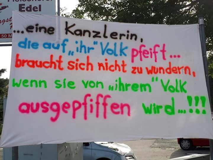 Ranzigeimme's tweet photo. 🎩😎 https://t.co/6410Z8DUSa