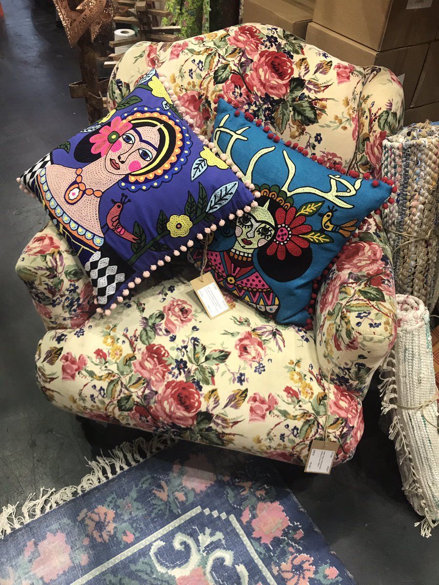 Head over to Hall 2 to see the wonder that is <a href="/iansnow_/">Ian Snow Ltd</a> &amp; their beautiful  bohemian stand #AutumnFair