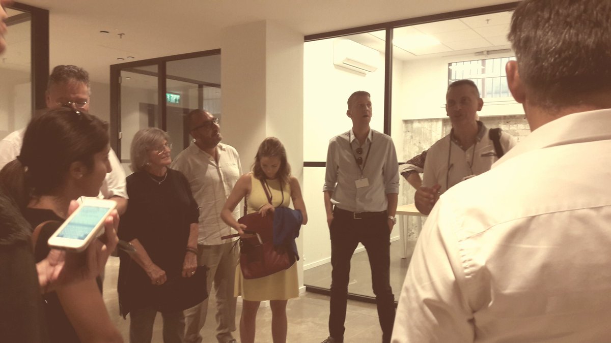 chantal_marion's tweet image. Visite de l&apos;accélérateur @Drive #DLDMTPFrenchTech @DLDConference @Montpellier3m @saurel2014 @Mtp_FrenchTech #International #mobilite