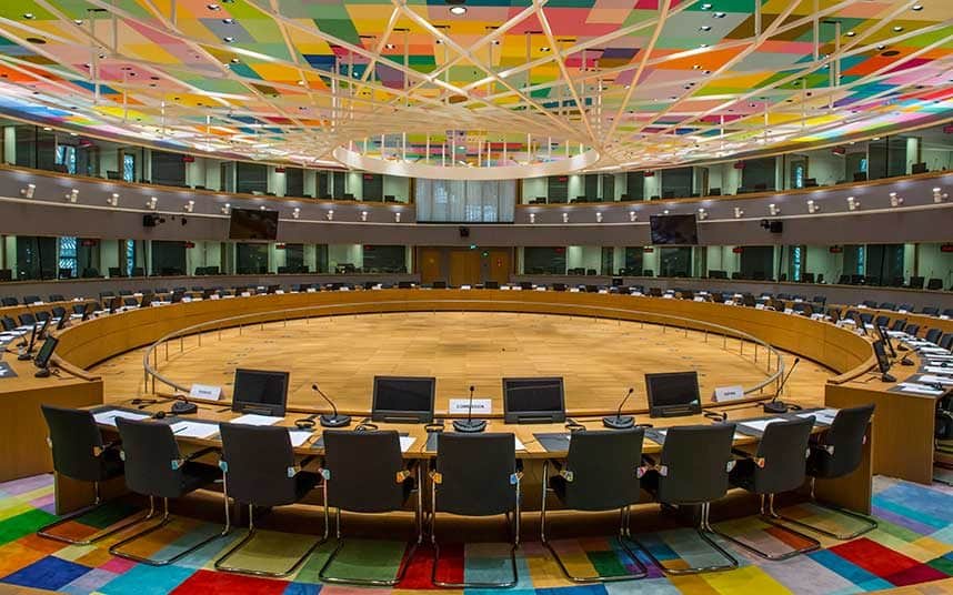 AtonementGb's tweet photo. Lesson for Barnier B is for shiny new Buildings

#Buildings #EUONLY #ShoppingCentre #Brexit #firstdayofschool #waste #Elite #SPENDSPENDSPEND https://t.co/PNRbqIoIBK
