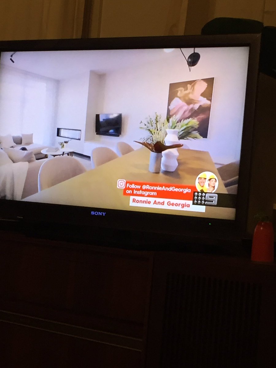 iamclare's tweet photo. Watching Hubby's painting on #9TheBlock never gets old. Check out #stevecross' stuff on Insta: @mrstevecross + buy thru @TheBlockShop9 https://t.co/dLEa5Pq2qb