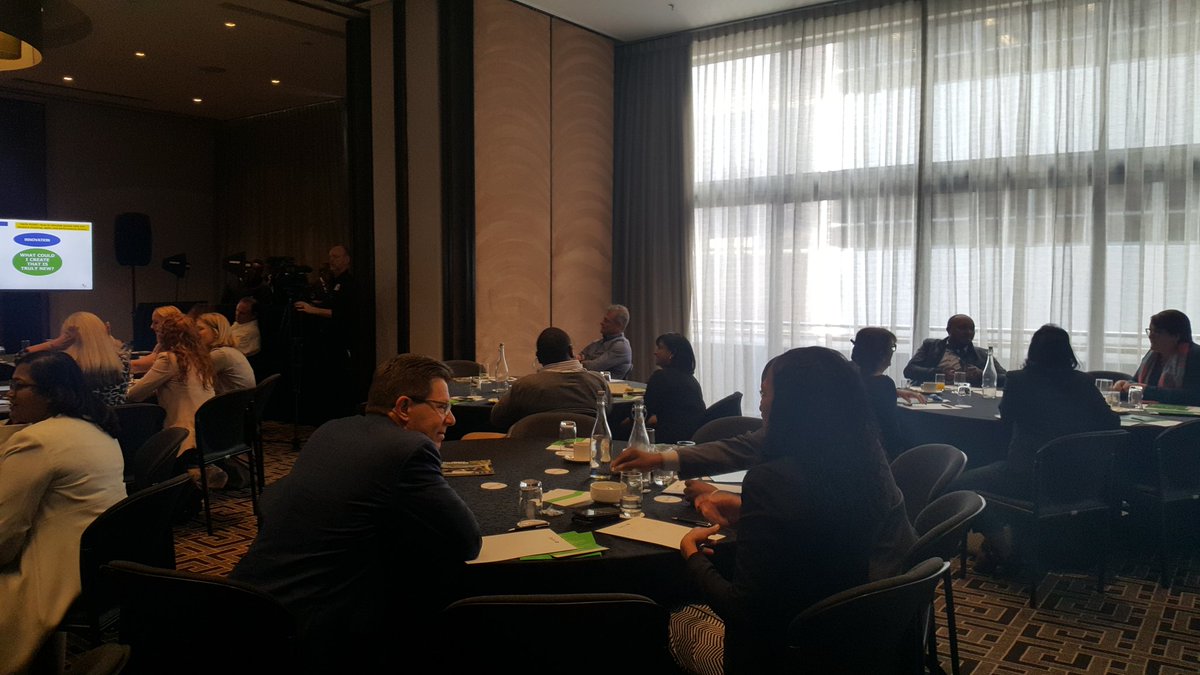 uniquespeakers's tweet photo. USB Client Breakfast @alexgranger getting the audience interacting through Team Thinking Interventions
#USB17 https://t.co/eF1issLEgT