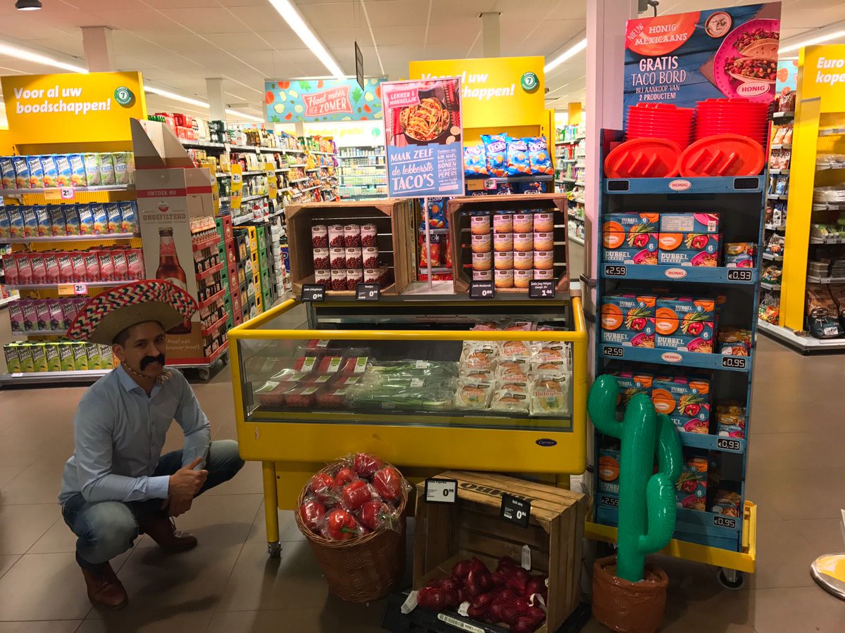 Nu in diverse winkels: gratis  taco bord bij #Honig Mexicaans! En voor de kleintjes: op de foto als cactus!