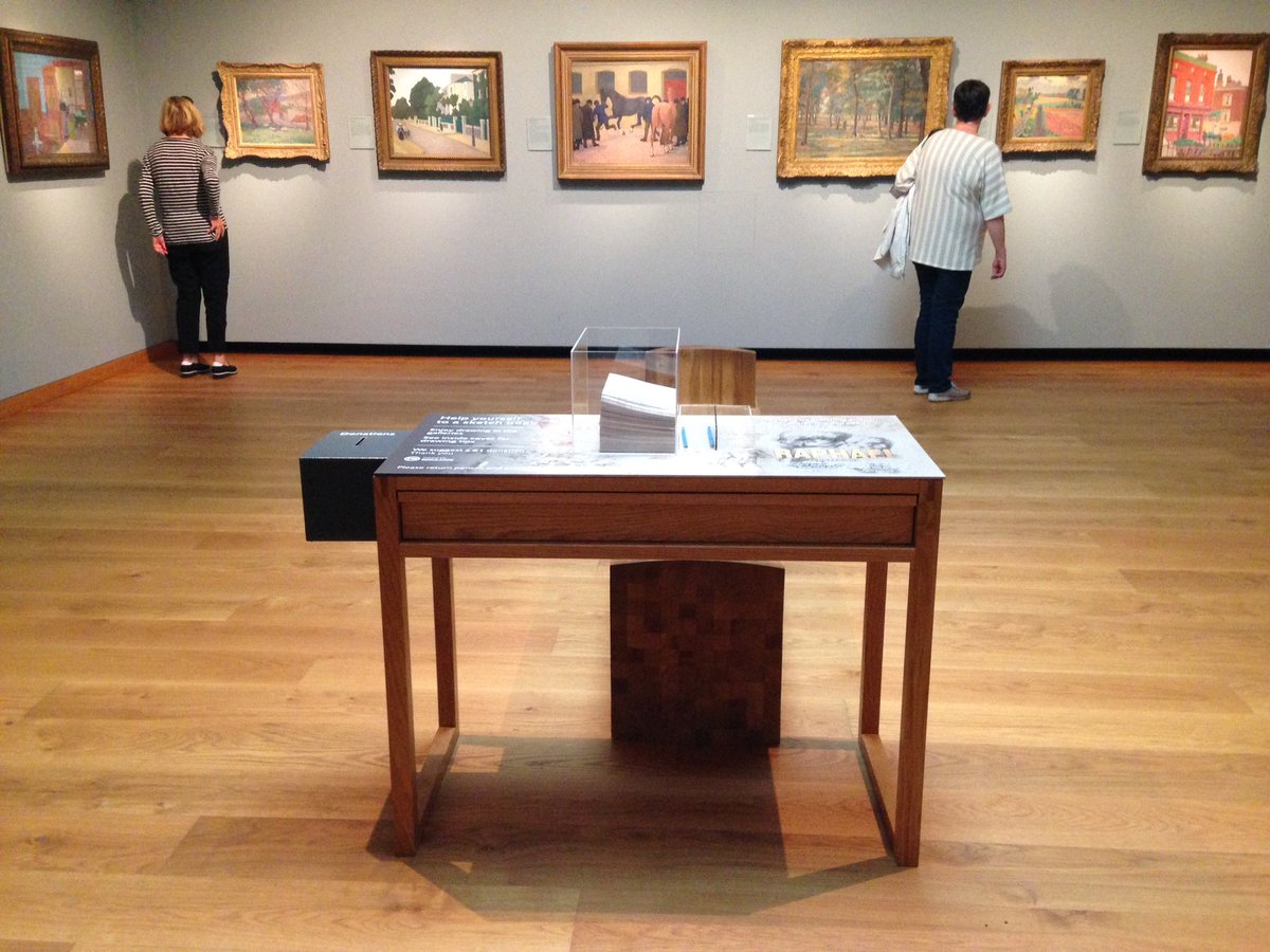 RaisingGinger's tweet photo. Great to see #RaphaelDrawings interpretation spilling into other galleries @AshmoleanMuseum #sketchingwelcome https://t.co/ENtTA85ype