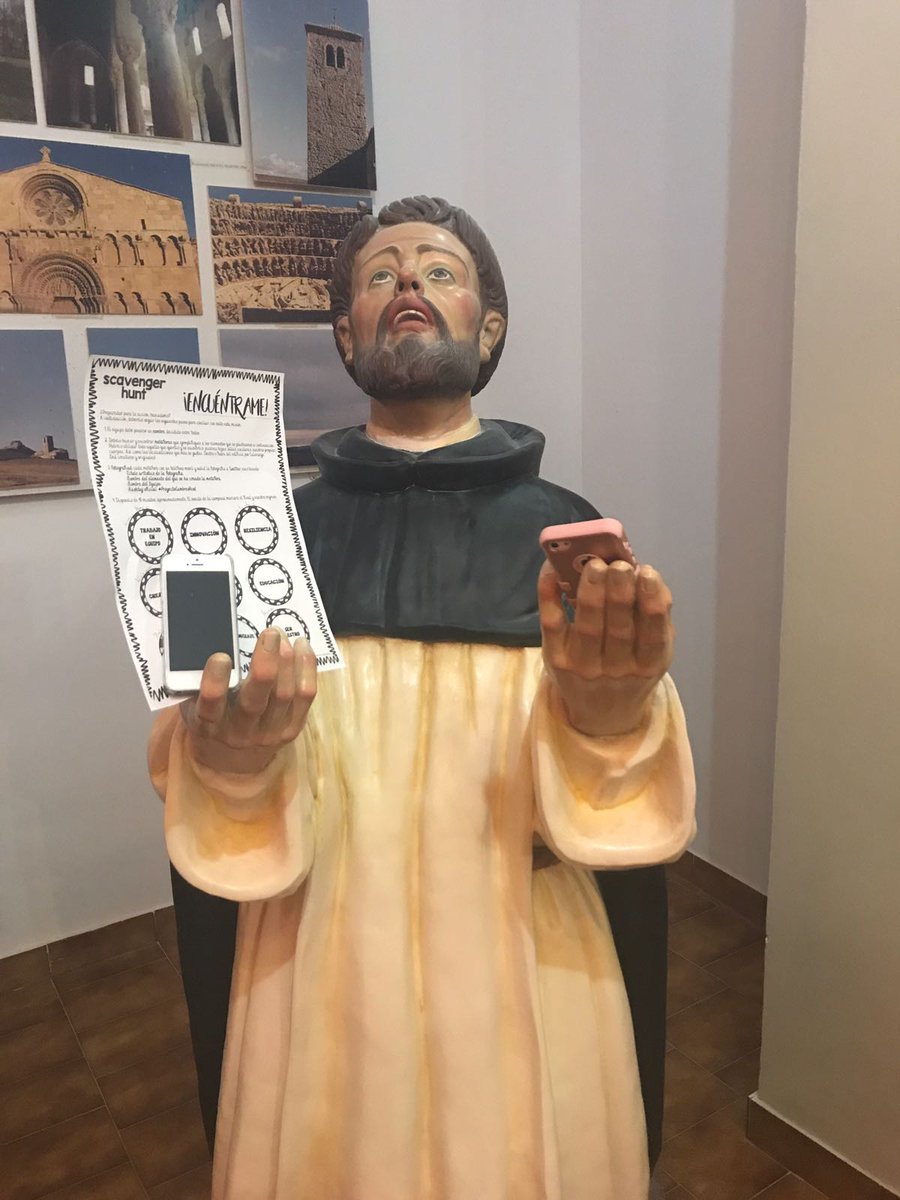 arubioru's tweet photo. "800 años  después,  me llegan las TIC"
#innovacion #lasestupendasdecaleruega #ProyectocumbresFesd https://t.co/J8h1THwJPM