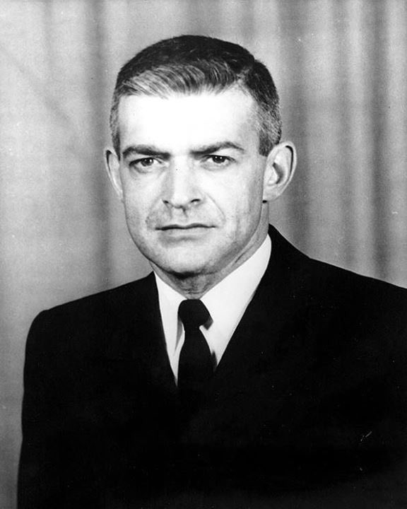 #OTD in 1967, Chaplain Vincent Capodanno, "The Grunt Padre," was KIA while attending to wounded on the battlefield.#VietnamWar #MedalofHonor