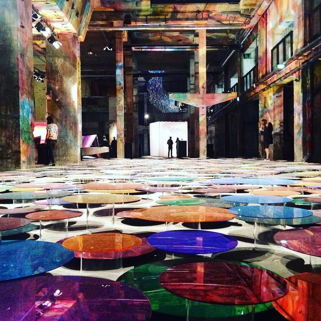 StoriesOfBerlin's tweet photo. Caleidoscope in industrial hall 🌈✨. #Berlin #olympusperspectiveplayground #playground #architecture #goseeit #play #ig_berlin #queueforart … https://t.co/xa4NQ9J1YA