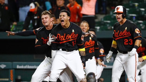 bryanmckernan's tweet photo. lets keep it going today #BUCKleup #huntfOrOrangeOctober #beattheYanks #letsgOOs #Orioles https://t.co/7Cdmx6Chwd