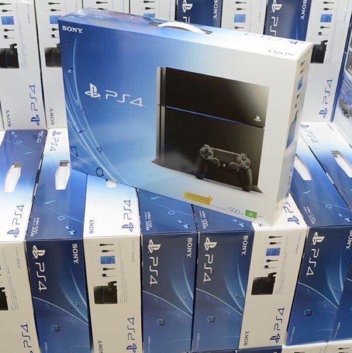 R48253790's tweet photo. ネクストステージ解散です
valuの件は本当に申し訳ございませんでした。
ヒカルさん同様、私は10月に活動再開するのでその時までに
RTとフォローして下さった
皆様全員にps4とスイッチを用意させて頂きます！

必ず戻ってきます！
#スイッチ
#ps4
#プレゼント企画 https://t.co/92iL3NCJjE