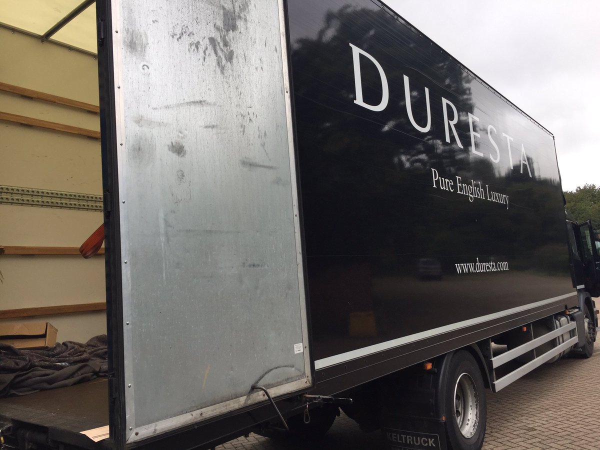 ashburyfurn's tweet photo. #duresta delivery , we love #duresta, another #ashford customer will be so excited when we tell them their #sofas are early! https://t.co/w8XFQ0oMxn