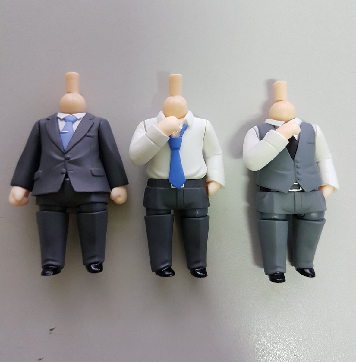 w4ssaB's tweet photo. I found #ํฉ์๋ชฉ #Simok and #Leechangjun bodies!! ๐๐๐ if you collect #ใญใใฉใใใฉ office set is perfect lol I need to find their heads๐ค #๋น๋ฐ์์ฒ #็งๅฏใฎๆฃฎ https://t.co/yJyqFKZvJd