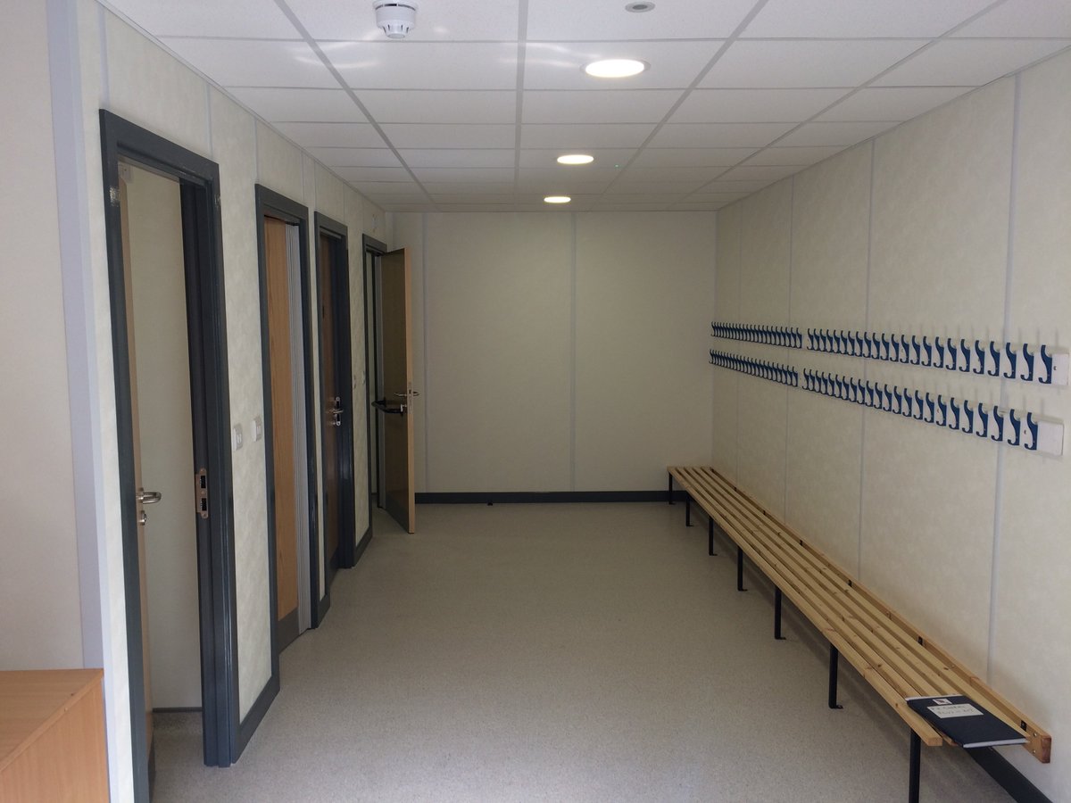 WalterThompsonL's tweet photo. Hipswell PCU handed over last Friday, ready for the new term to begin #idealbuildingsolutions #PCU #classroom #newterm #onprogramme https://t.co/5xrgbdqWbC