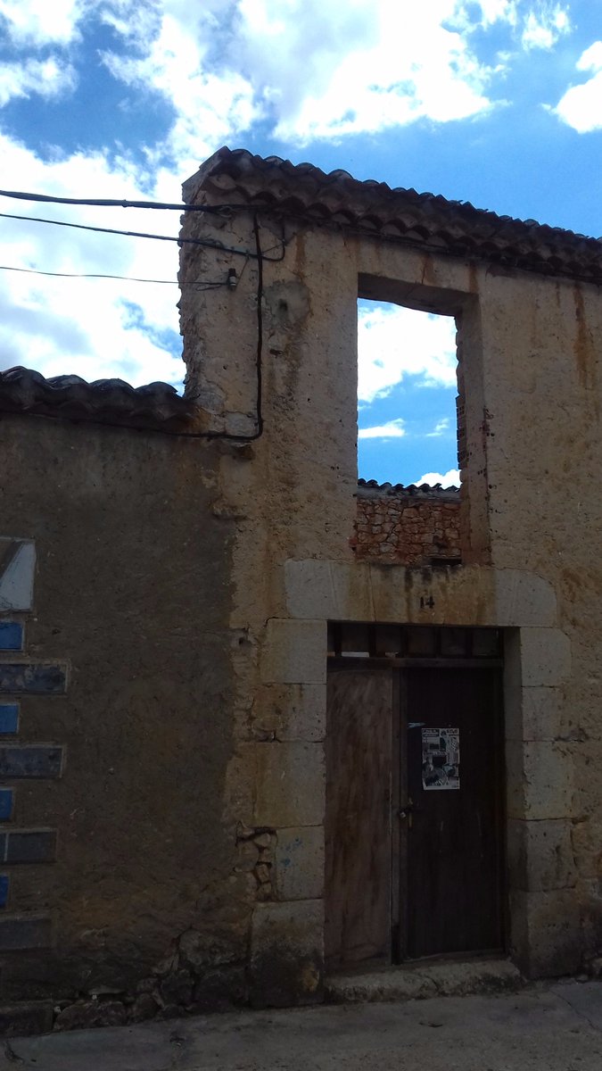 NvrrMarta's tweet photo. Sin límites 
Soñar 
Los encontradores 
#ProyectoCumbresFesd https://t.co/5oCiOfpZTU