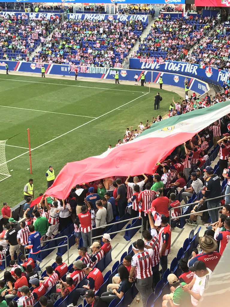 RomeoTeca7's tweet photo. @LosDeChivas5 @Nico_Mtnz 🇲🇽🇲🇽🇲🇽🇲🇽🇲🇽🇲🇽 https://t.co/AK2KLxi4EW