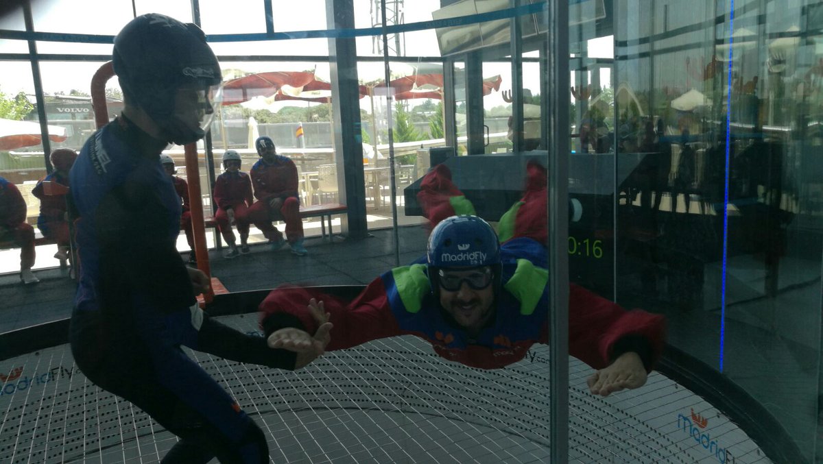 gamify_es's tweet photo. Hokrum se ha sumado a nuestro reto "I can fly!" en Gamify  #Logrodesbloqueado 😎🏆 Puedes verlo aquí 👉🏼  https://t.co/8c2g8JGn2D https://t.co/gSf91Amb8Z