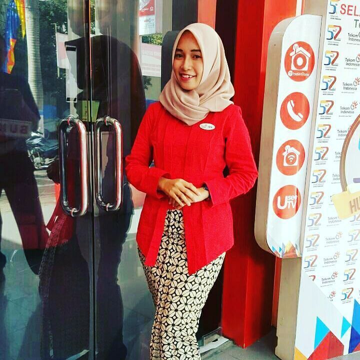 LamonganDigital's tweet photo. Sumonggo.. #HariPelangganIndihome #ExcellentLamongan @parwi66 @putrodewanto  @_Funtastic5_  @CCMTREG5  @IndiHome_5… https://t.co/uUdfuyiXGe https://t.co/WvxlGg3xLX