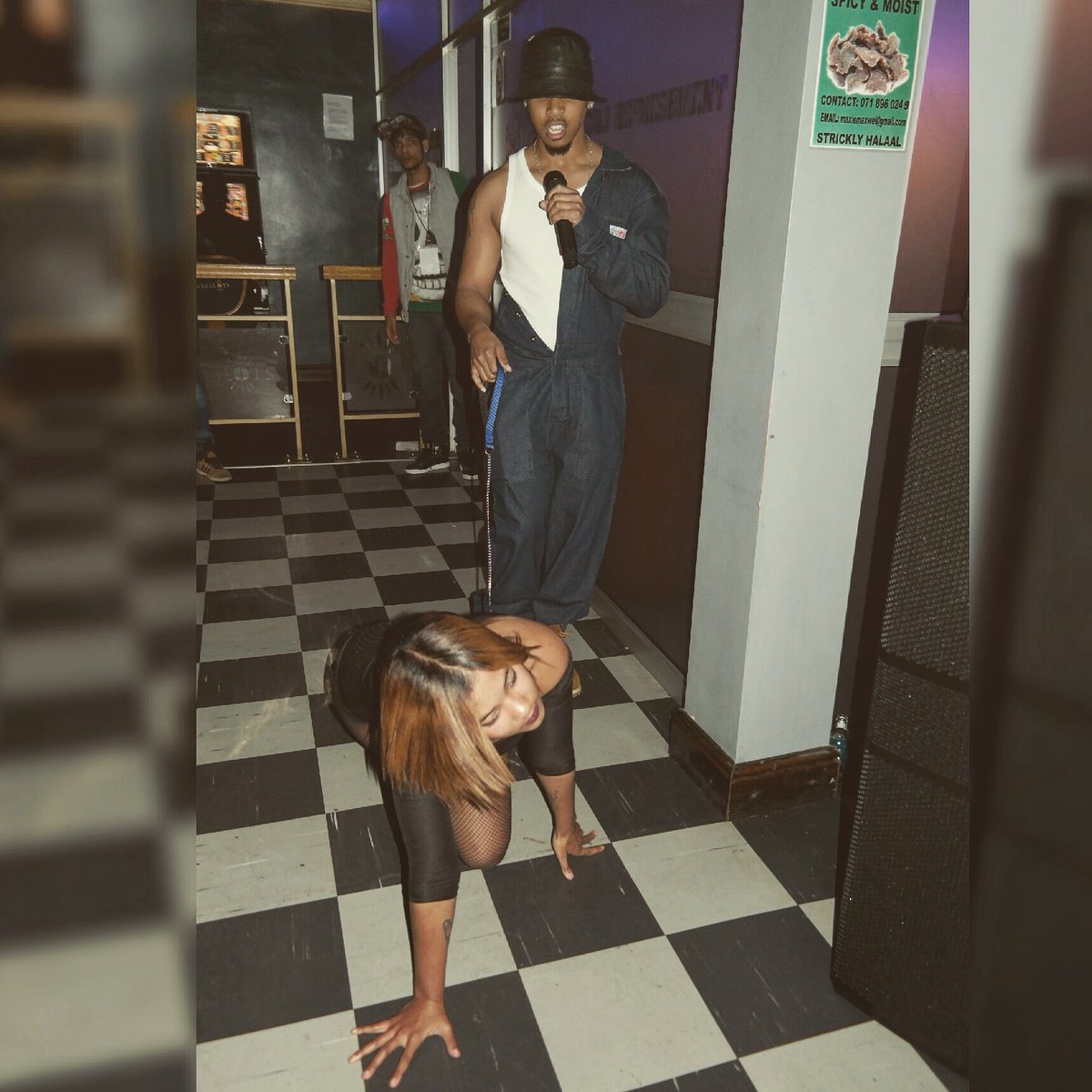 kninediehond's tweet photo. About Thursday Night
When I came out of the V.I.P like this #KnineDieHond #GhettoFool #BruinEnVaniPlain #Kaapstad #YouAintSshhhVideoLaunch https://t.co/RzZ54UV5H3