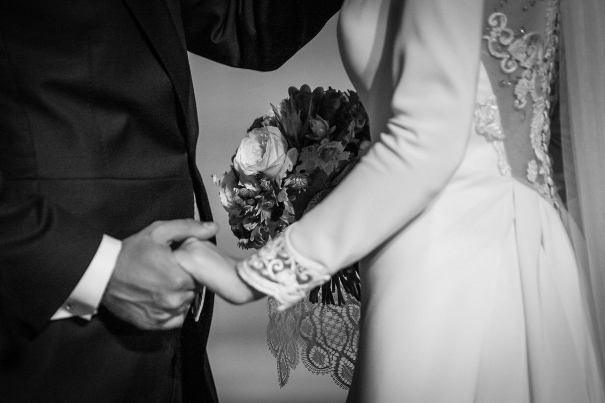 laumongeatelier's tweet photo. Preciosa foto de @ruthroldanfoto de la boda de Natividad
#noviaslauramonge #love #wedding #vestidosdonovia #novias #atelier #madrid https://t.co/XxX0CtATW2