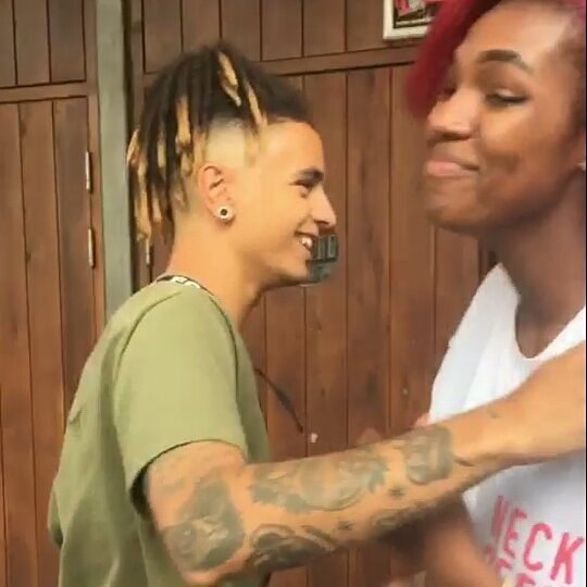 kyliedarl's tweet photo. i love one (1) man https://t.co/mIYZ772Goq