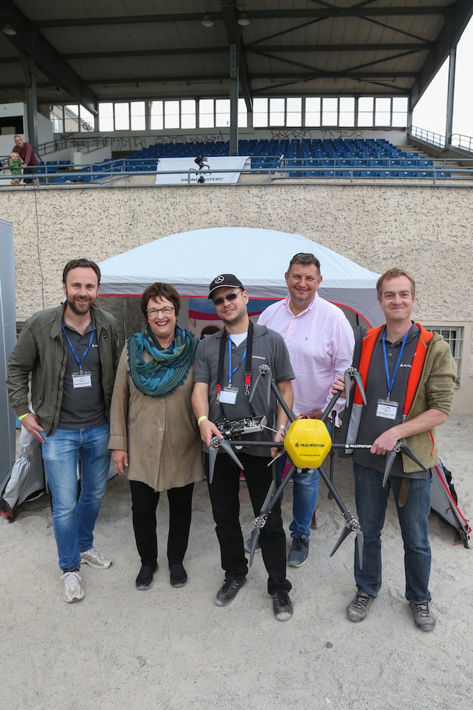 Congratulations from Federal Minister for Economy and Energy <a href="/brigittezypries/">brigitte zypries</a> @DroneMastersBER #dronathon