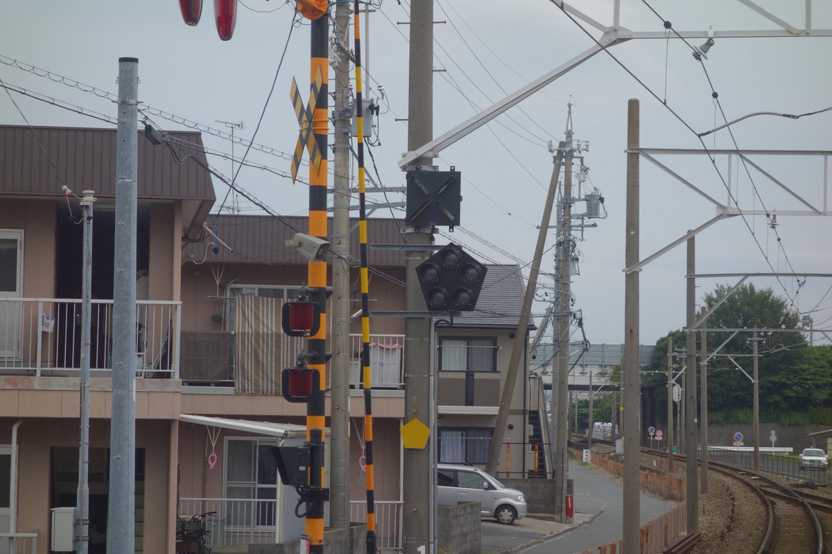 遠州鉄道の踏切動作反応灯
