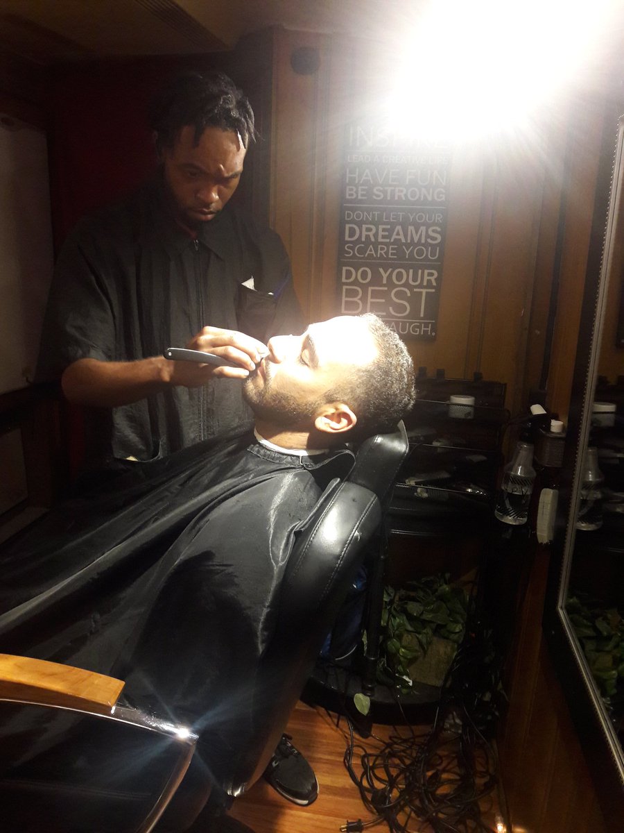 mobilecuts_'s tweet photo. Don't Matter Day or Night. Same ambiance. Same Experience!

#Mobilecuts #mobilelife #boston#summer17 #thenewway #Copley #Newburystreet https://t.co/9scZ3kXGy8