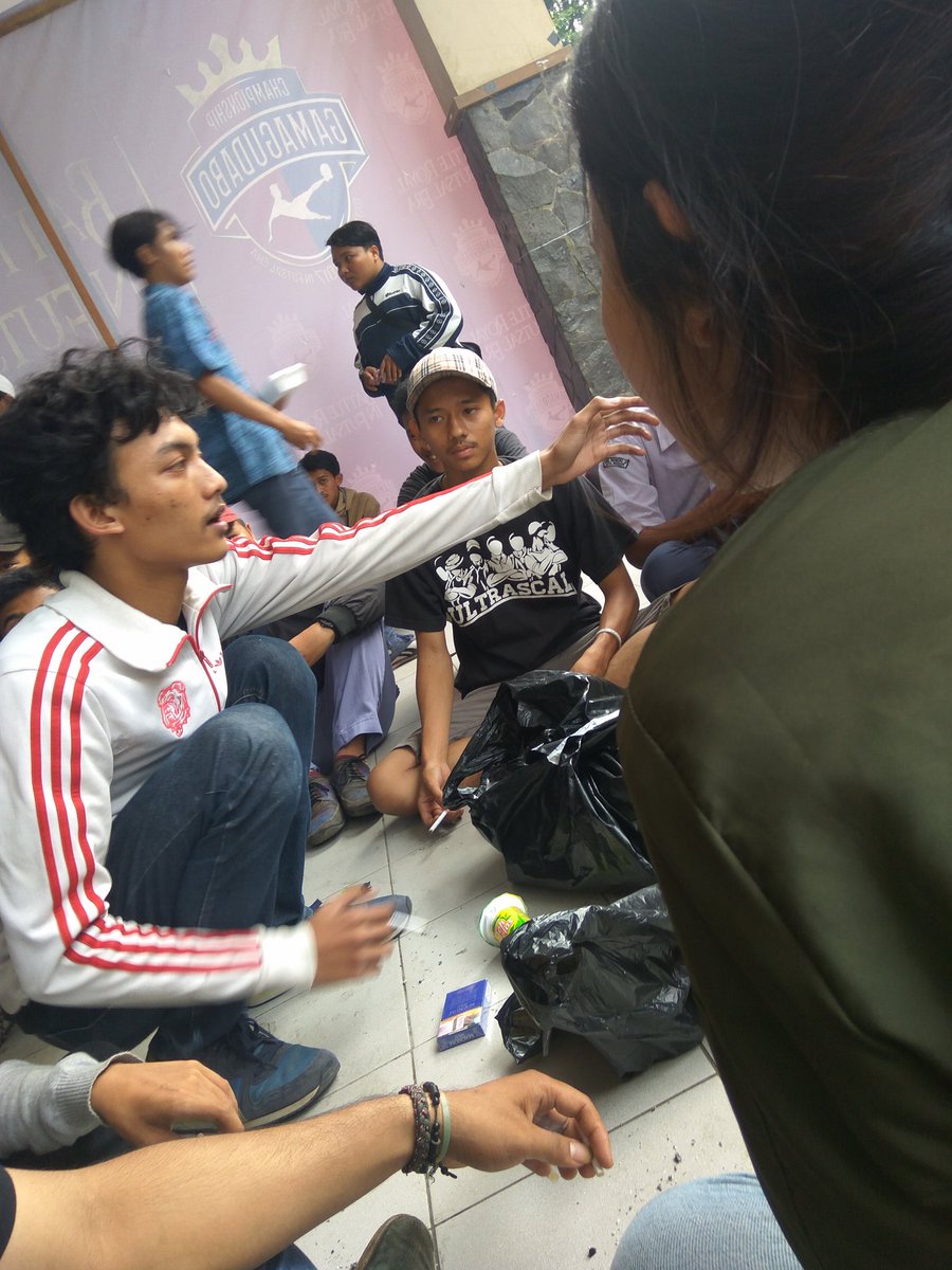 East4S's tweet photo. terima kasih teman teman, Guess Who's Back @ultRAScal321 👏👏👏👏 https://t.co/TOsf1iz4ot