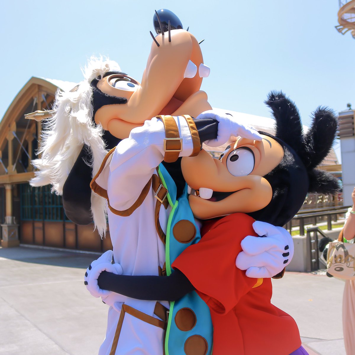 yukimatsu_goof's tweet photo. 🎉🎊16周年おめでとう🎊🎉
#TDS16th
#TDS16周年 https://t.co/uChG7aV6Wh