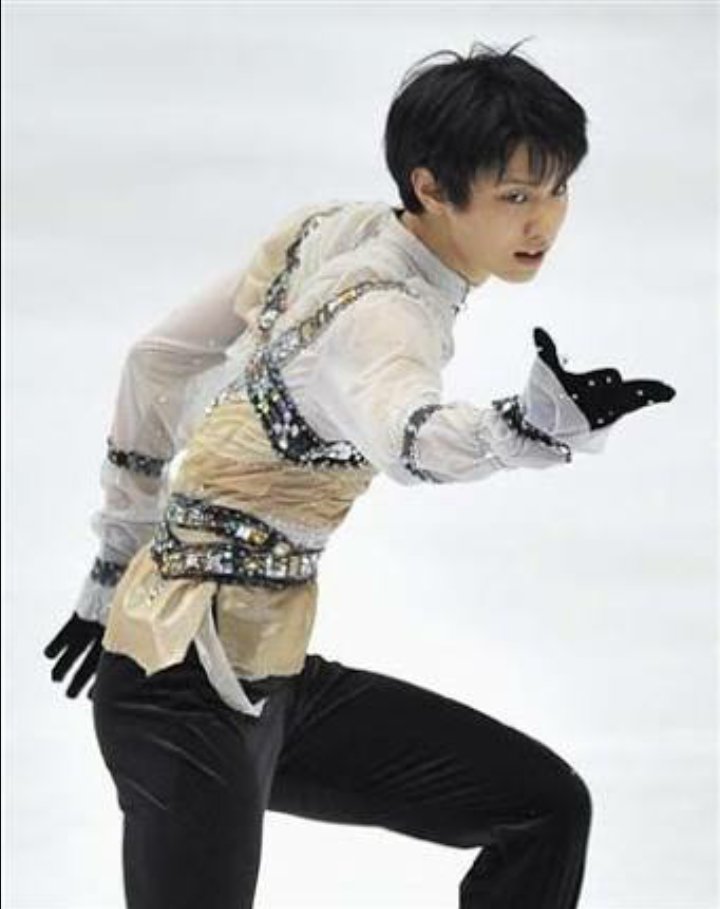 ユカリーナ on Twitter "衣装 似てる 羽生結弦 ロミジュリ ロミオとジュリエット 一番好きな