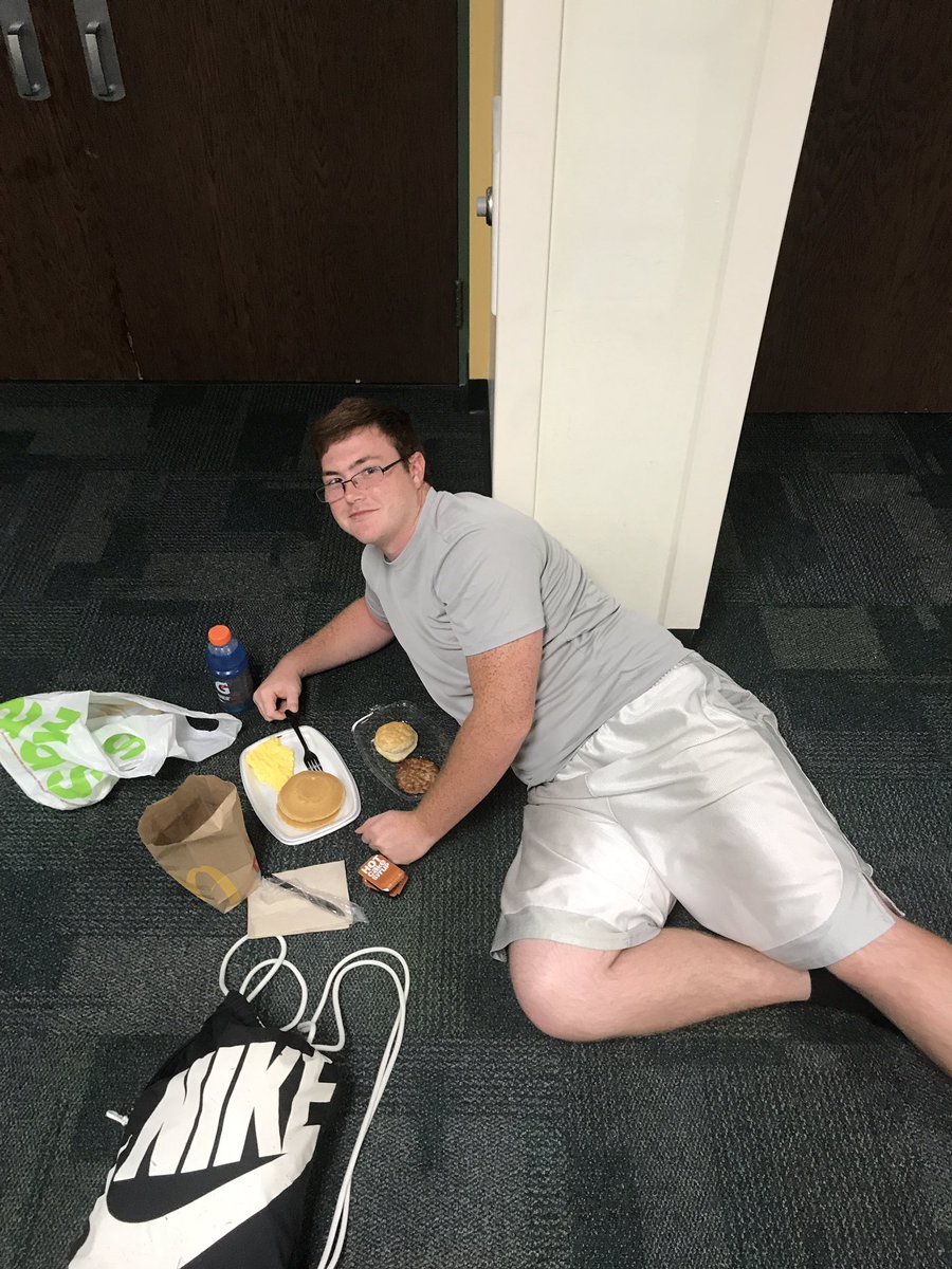 CoachJ_OL's tweet photo. Congrats to Sutton for the most finishes in week #2. #Pancakes4Days #ICHSFootball https://t.co/mzY6dSy94h