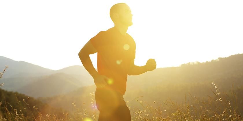 ProgDeportesSL's tweet photo. #TipsDeportes #Hoy
Protegerse del sol. No es bueno esforzarse demasiado sin algún tipo de protección. https://t.co/I2wql1oRbq