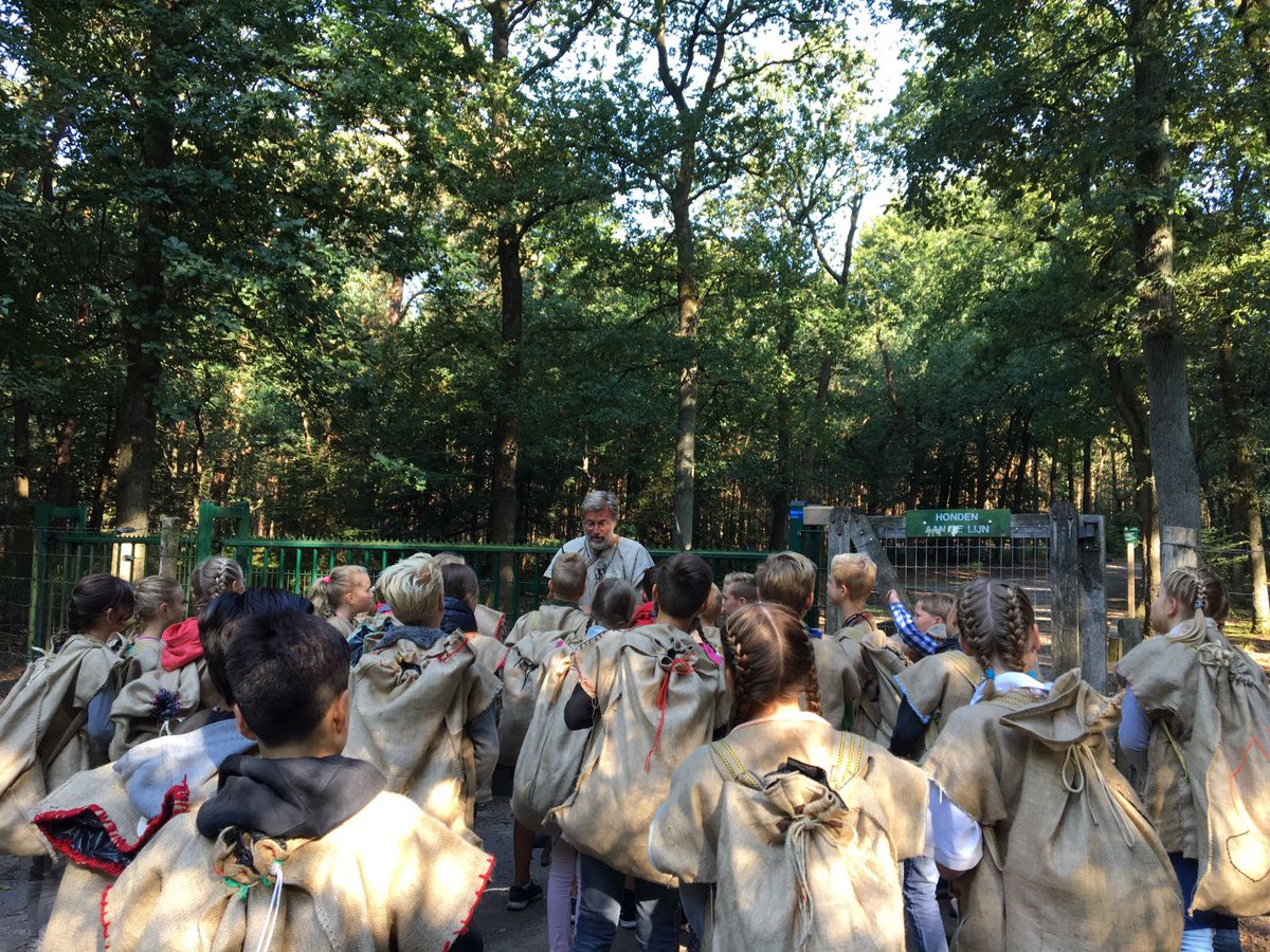 Terug in de tijd...
Vandaag maken de leerlingen van groep 7 een tijdreis naar 500 voor Christus. #hapskamp #Apeldoorn