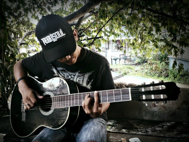 Symphoni kegelapan <a href="/KAPITALBorneo/">KAPITAL</a>