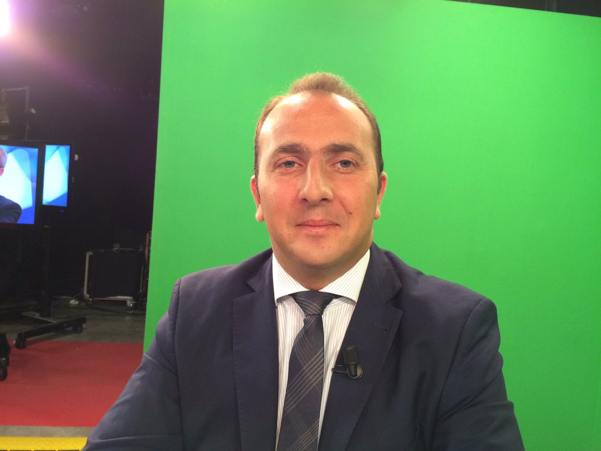 jpvachertlm's tweet photo. #InvitéRédaction sur @TLMLyon tous les jours à 17:30 Pierre #Brochier #FCPE ce soir, @BrunoBonnellOff demain et @RenaudPfeffer mercredi. https://t.co/8a24ODVwQP