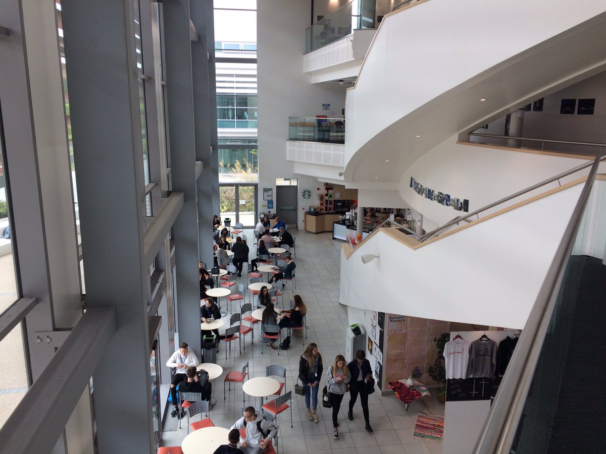 sunderlandcol's tweet photo. We've missed this! Great to see students around campus again, welcome to everyone joining us this week! 👋 #TimetoShine https://t.co/qcTE6fB602