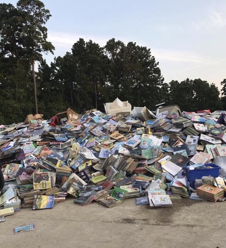Photo from outside the Kingwood Library. Heartbreaking. #Harvey2017 #houstonstong